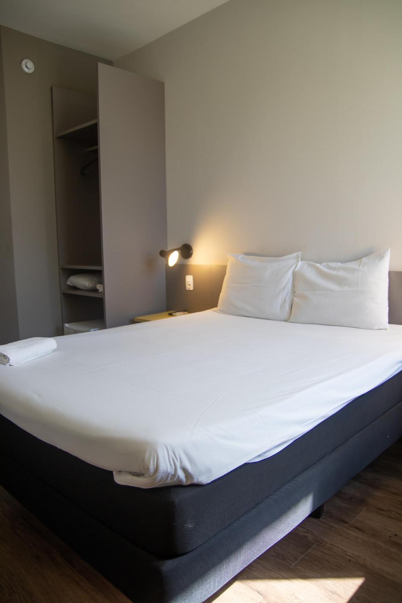 Отель Ibis Styles Трес-Риус Экстерьер фото