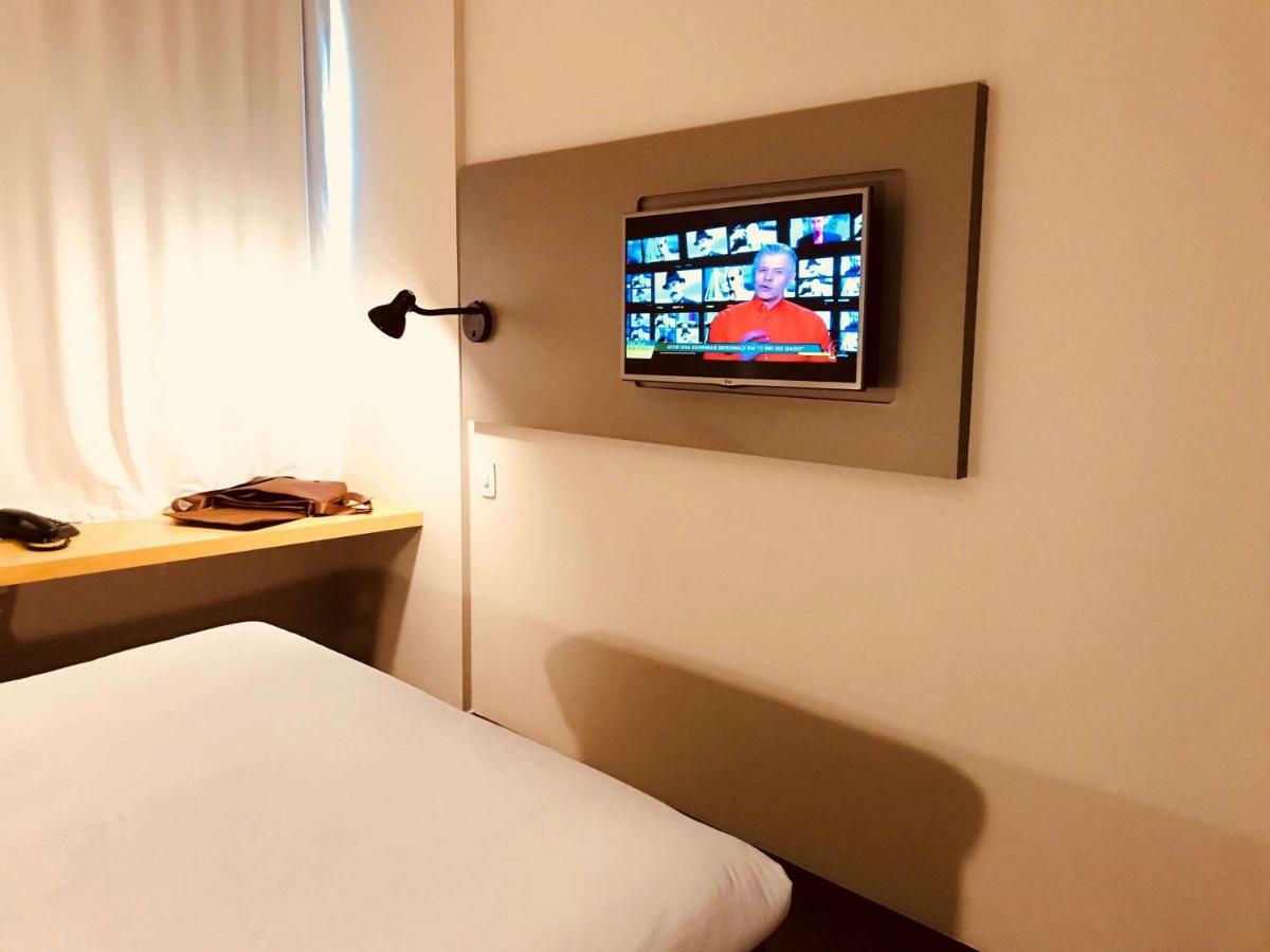 Отель Ibis Styles Трес-Риус Экстерьер фото